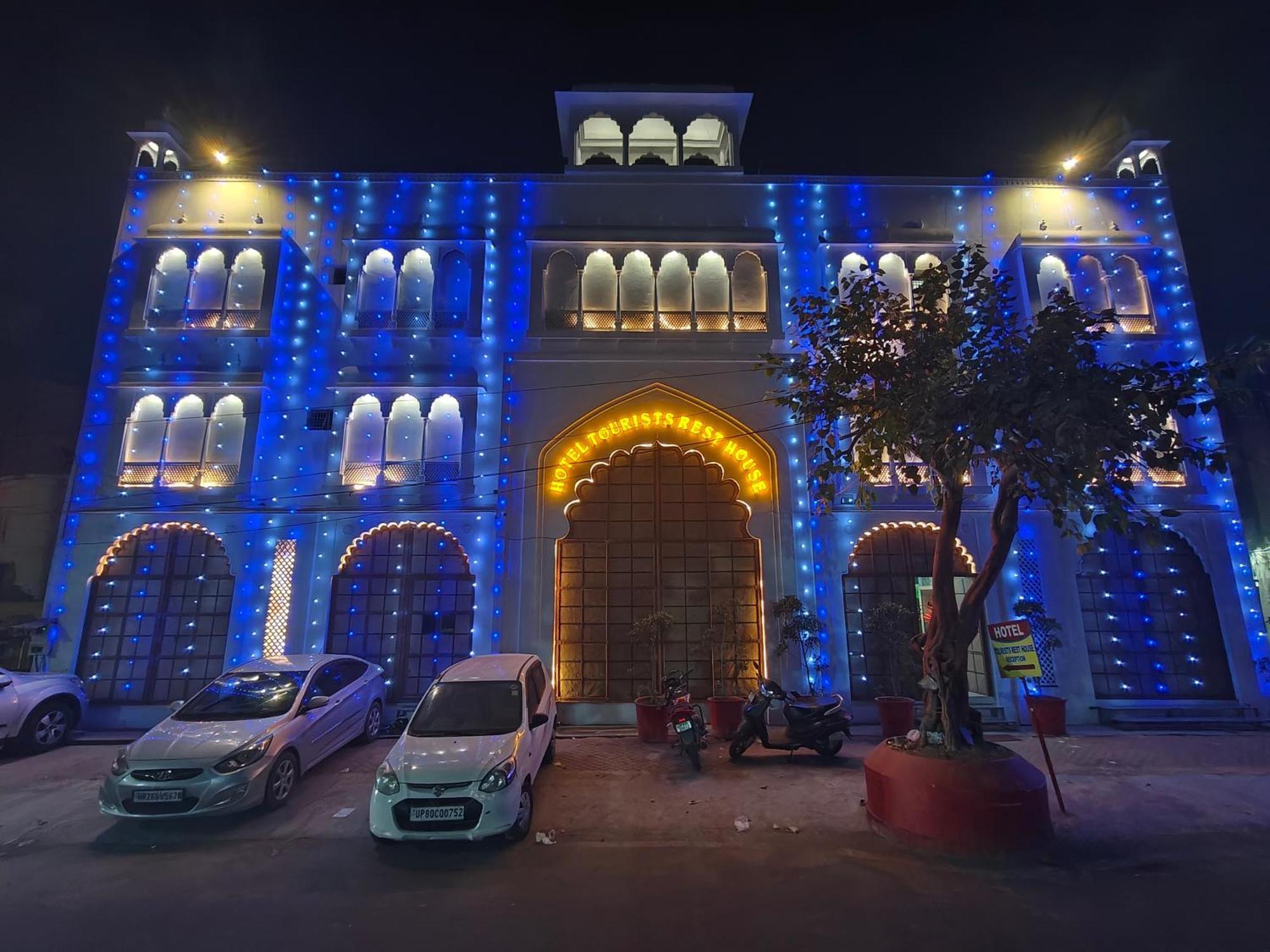 ทัวริสเรสท์เฮาส์ Hotel อัครา ภายนอก รูปภาพ